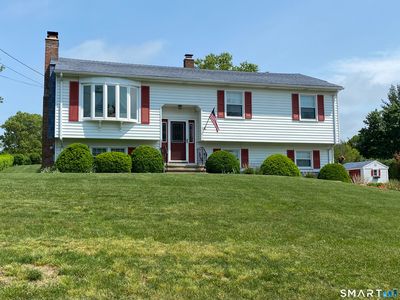 15 Flintlock Road, North Haven, CT, 06473