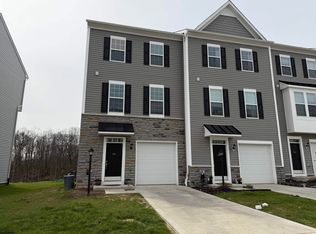 48 Dover Ct #48, Bridgeport, WV 26330