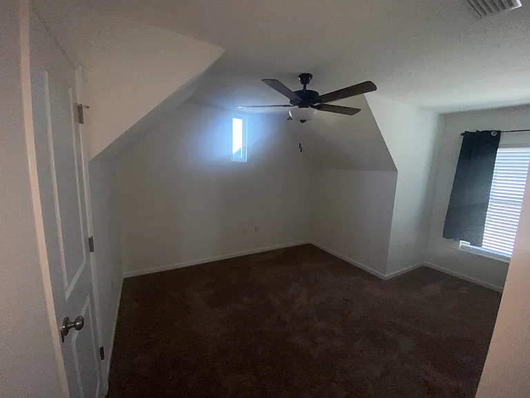 3611 Meadow Vista Ln — Photo 7