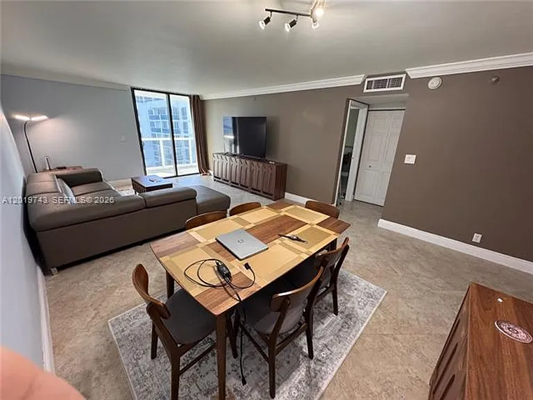 2401 Collins Ave #1807 — Photo 22