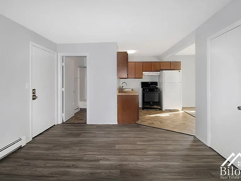 311 Jencks St — Photo 3