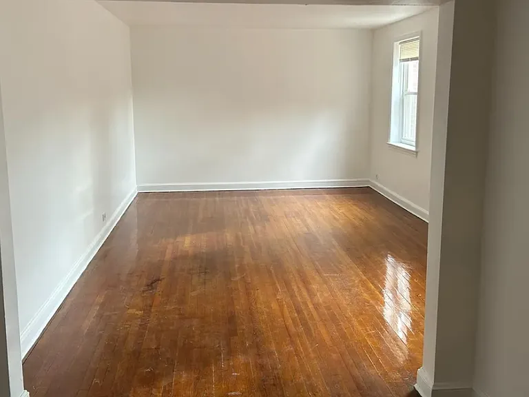 456 W State St #S1C — Photo 2