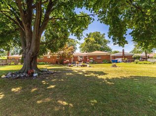 25862 Gunston Ave, Warren, MI 48089