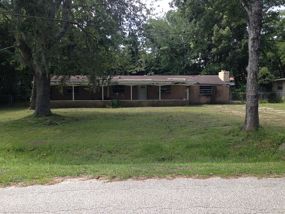 1st image of 27529 W 2nd Ave
