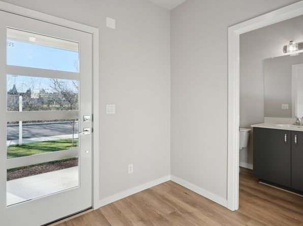 Quail Park Homes, 6201-6455 SE Quail Park Ln #6323, Portland, OR 97222