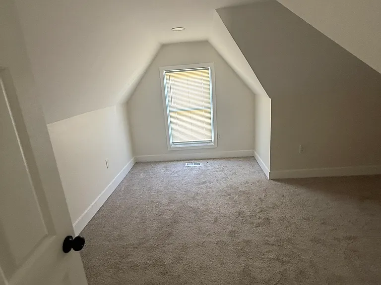 808 Winston Ave — Photo 31