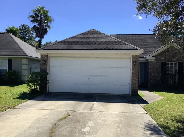 432 Laurel Hill Cir, Richmond Hill, GA 31324