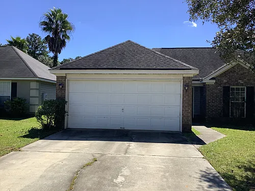 432 Laurel Hill Cir Photo 1