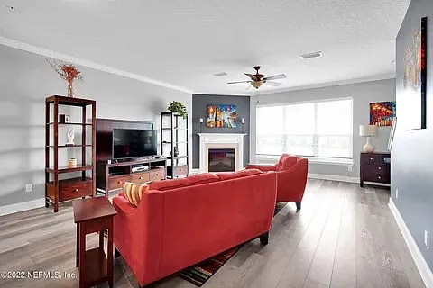 4496 Congressional Dr — Photo 3