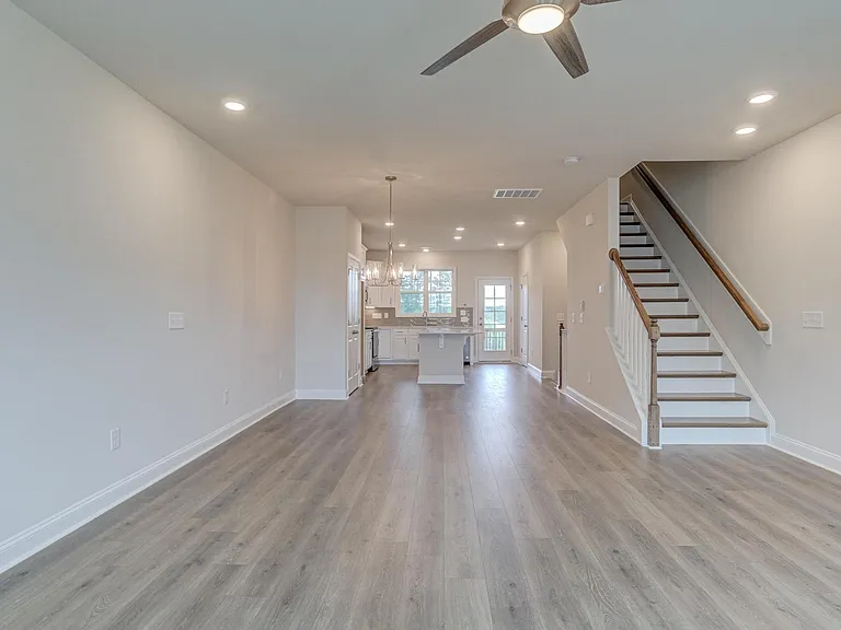 620 Gateway Crossing Ln — Photo 20