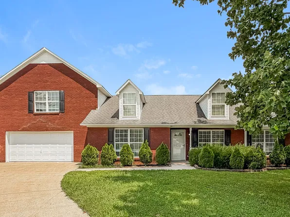 304 Cheairs Ct, Spring Hill, TN 37174