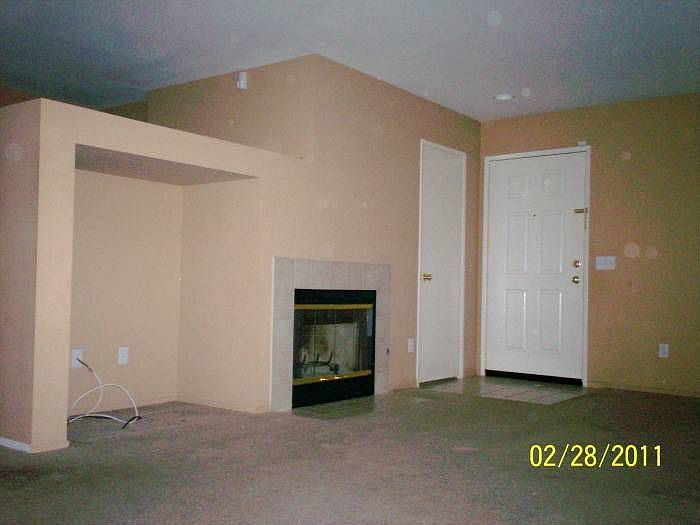 2nd image of 1155 Marigold Dr