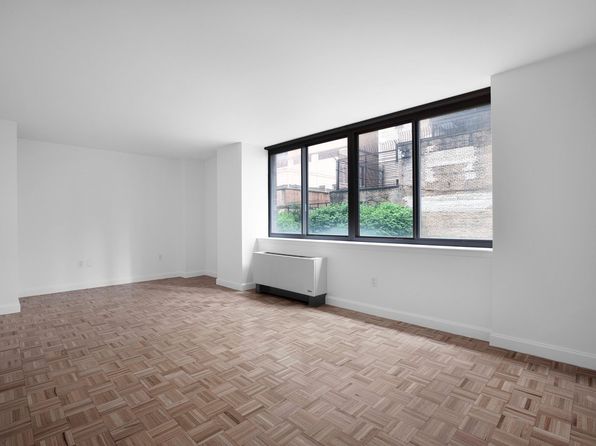 360 W 43rd St APT N5b