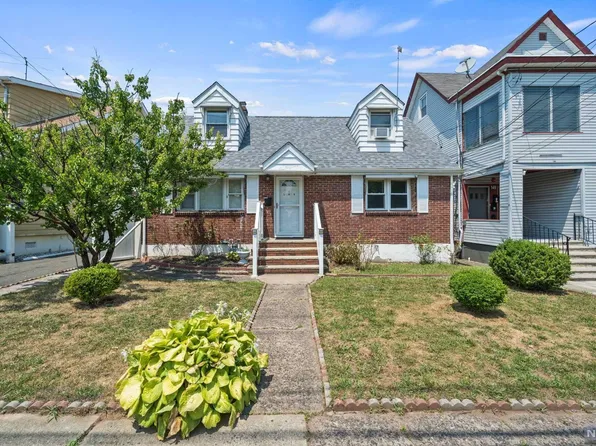 145-147 Illinois Ave, Paterson, NJ 07503