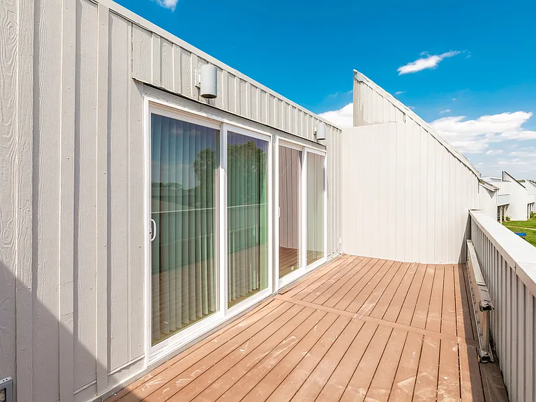 643 W Lakeshore Dr — Photo 26