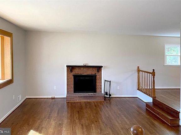5th image of 14310 Gaines Ave