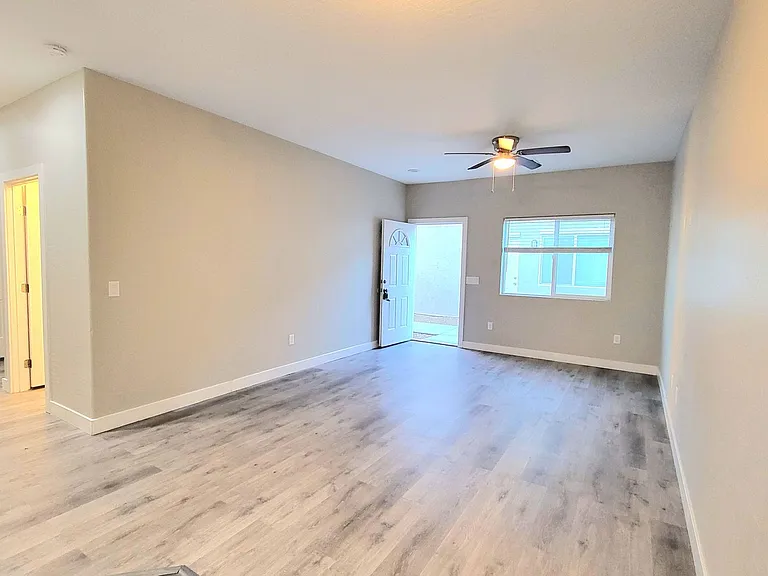 620 San Lorenzo St — Photo 4