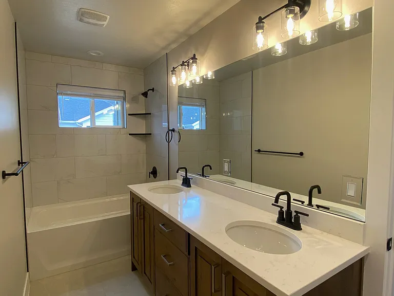 3131 N 1625 E — Photo 14