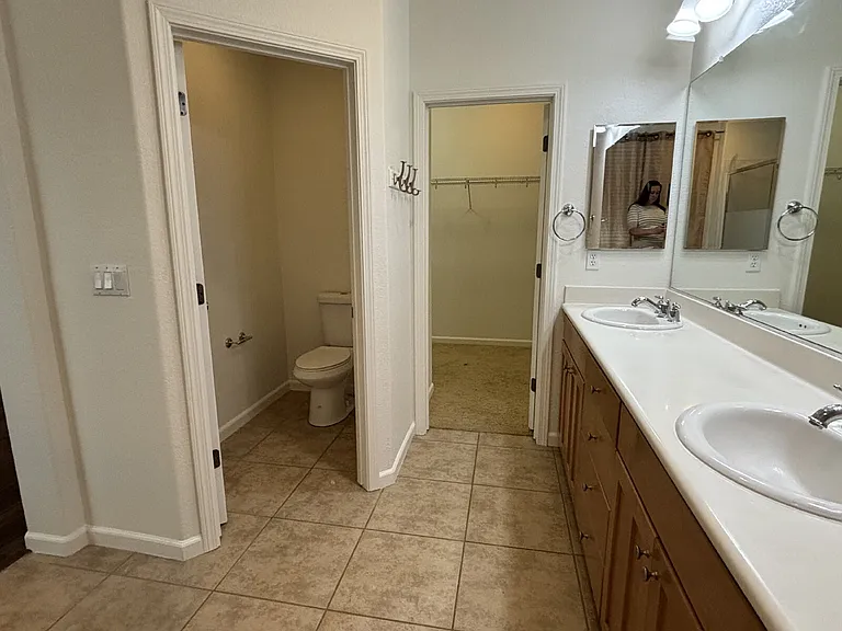 2405 El Vaquero Dr — Photo 17