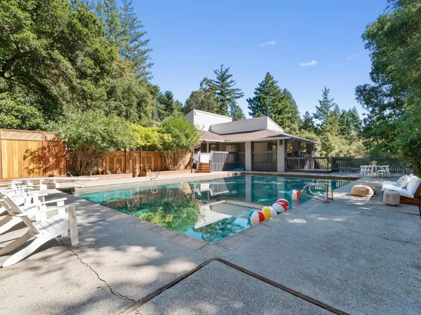 188 Kelly Ln, Santa Cruz, CA 95060