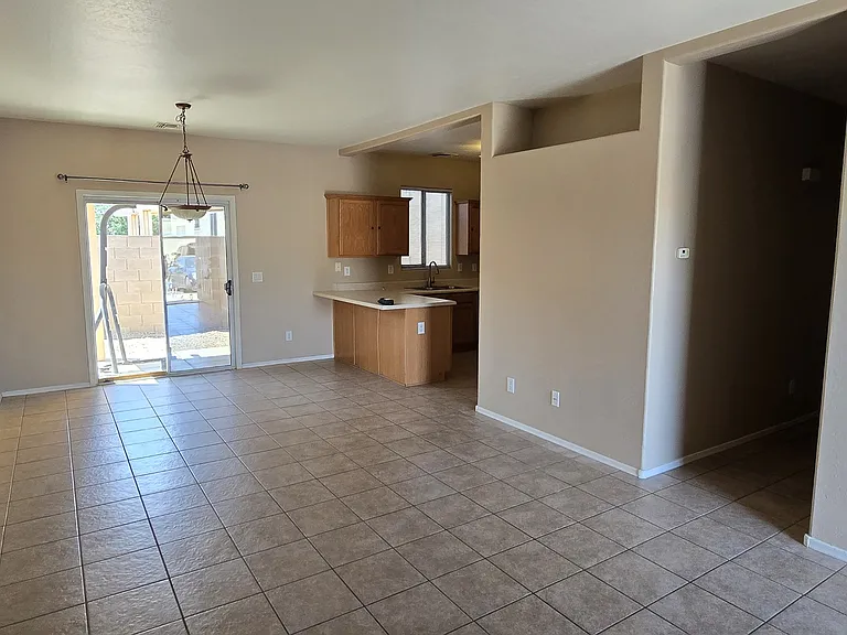 2300 E Magma Rd #145 — Photo 6