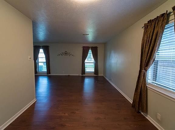 4th image of 2740 Culbertson St