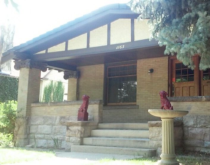 Front with spacious porch