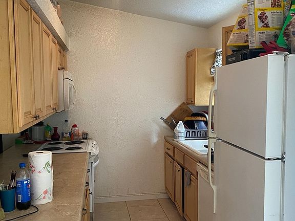 5th image of 240/242 W Dawson Street