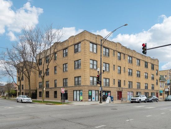 2958 W Montrose Ave APT 2, Chicago, IL 60618