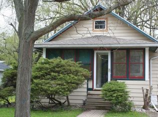 418 N Foster Ave, Lansing, MI 48912