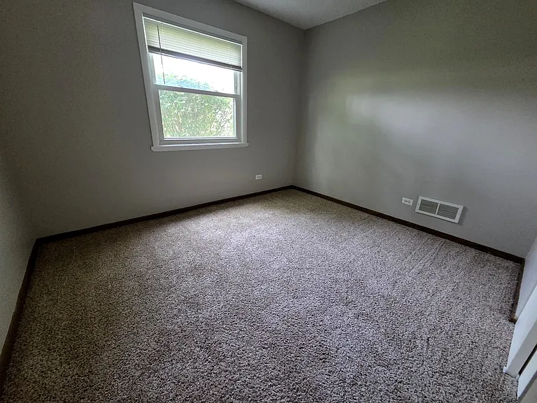 321 Joan Ct #A — Photo 9