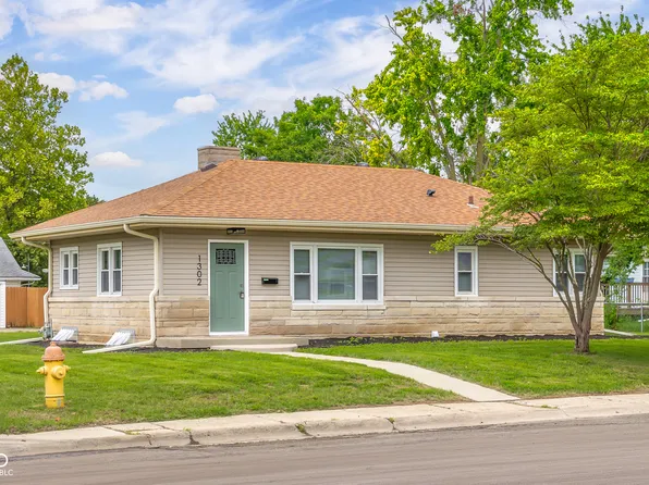 1302 Pennsylvania St, Columbus, IN 47201