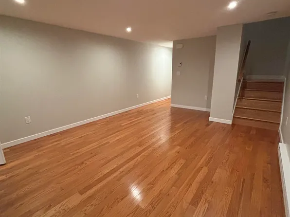 390 Pacific Avenue image 1 of 8