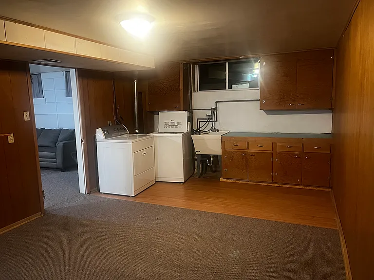 4895 Golden Ct — Photo 42
