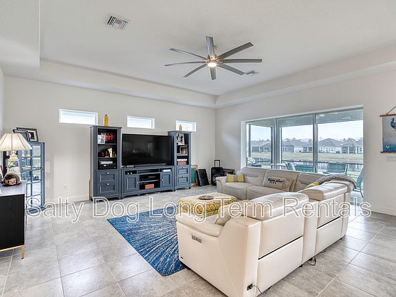 4th image of 394 Aquamarine Way