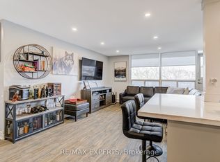 3390 Weston Rd #406, Toronto, ON M9M2X3