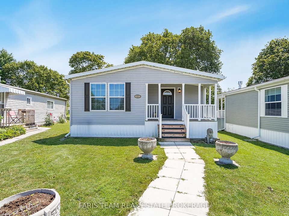 1st image of 37 Hawthorne Dr