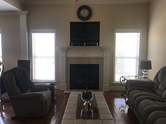 5th image of 8189 Kaitlin Ln