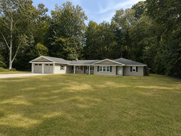 549 Forest Rd, Chesapeake, VA 23322