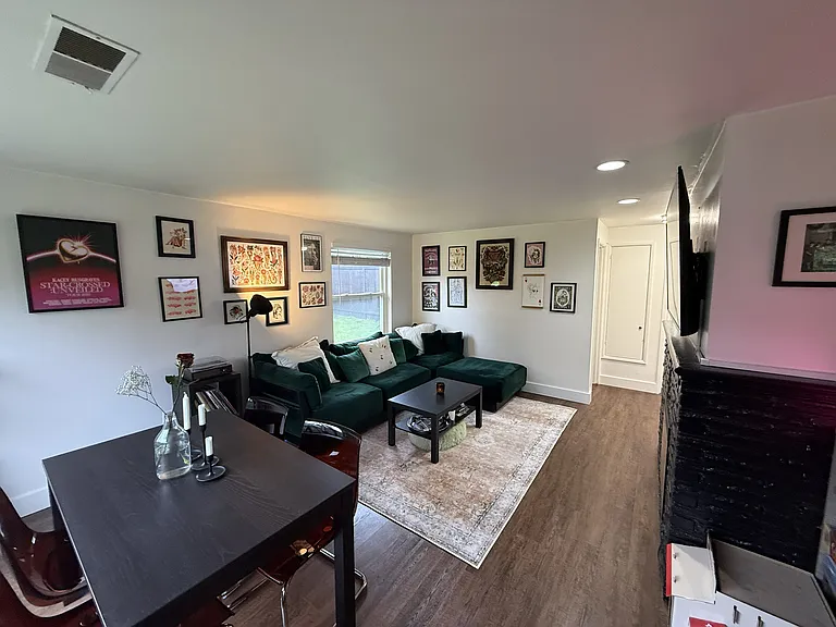 814 N 105th St — Photo 10