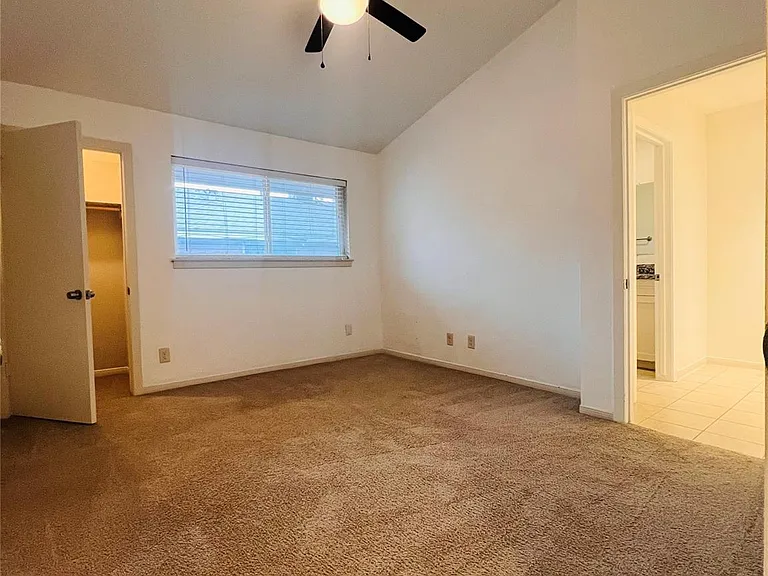 5538 Holly St #311 — Photo 17