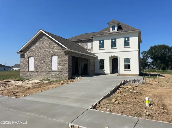 106 Benson Grove Dr, Youngsville, LA 70592