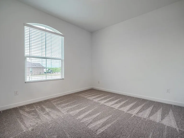 1909 Nokota Pkwy — Photo 13