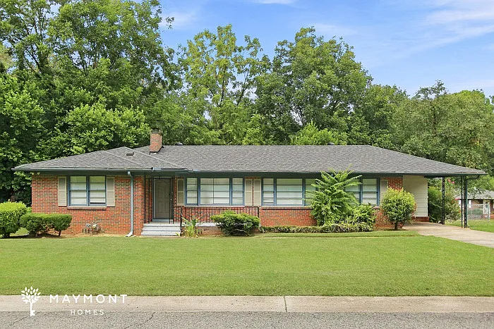 4 bed, 2.0 bath, 1963 sqft, $1,745 — Photo 1