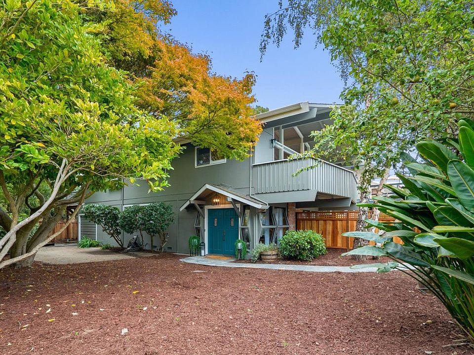 1st image of 215 Martin Dr