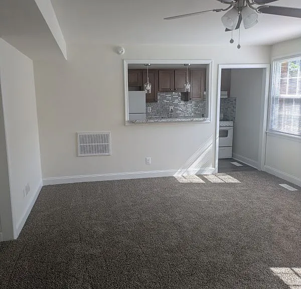 Aquahart Manor — Photo 21
