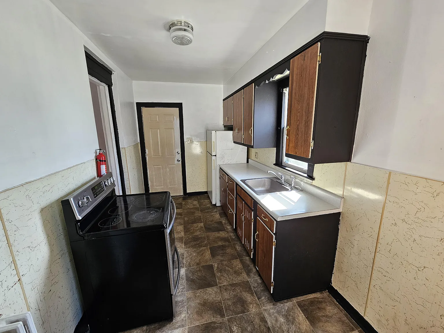1 bed, $1,295 — Photo 3