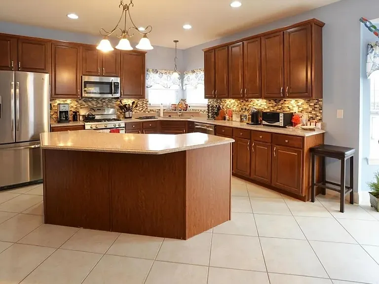 1425 Red Oak Plantation Dr — Photo 8