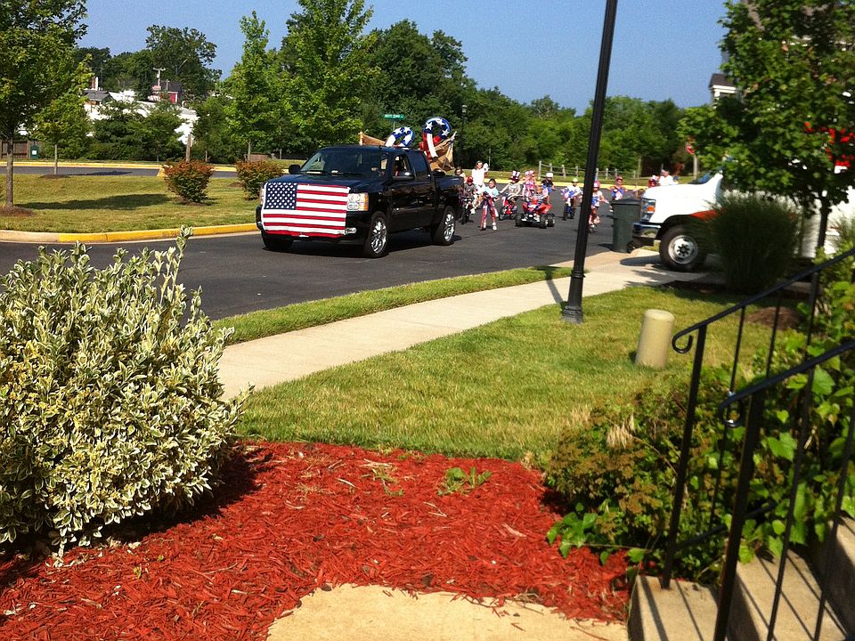 July 4 neighborhood parade