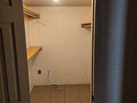 4th image of 11728 Francis Scobee Dr
